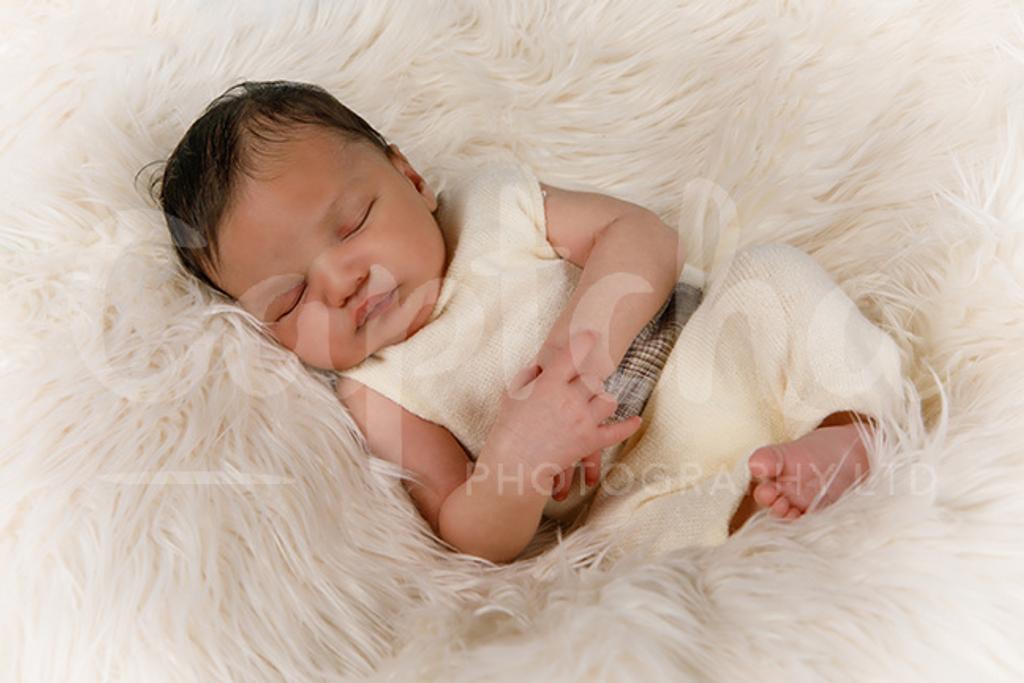 Studio Portraiture Newborn