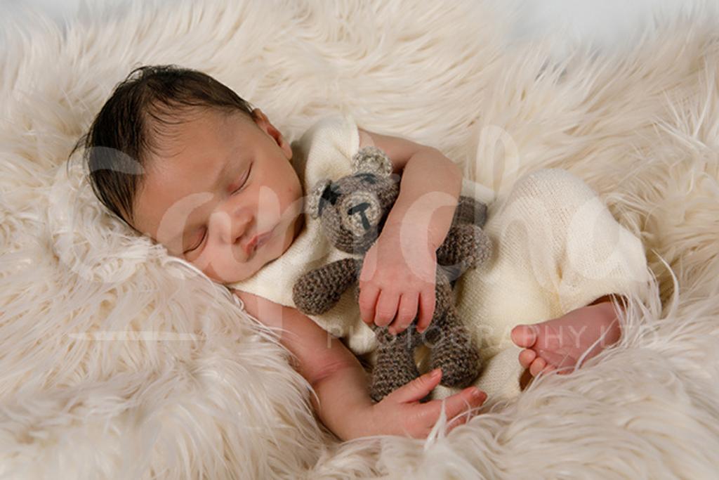 Studio Portraiture Newborn