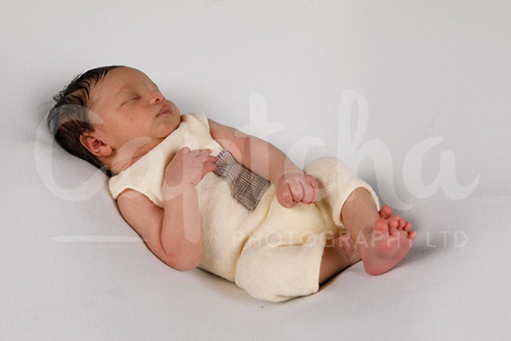 Studio Portraiture Newborn