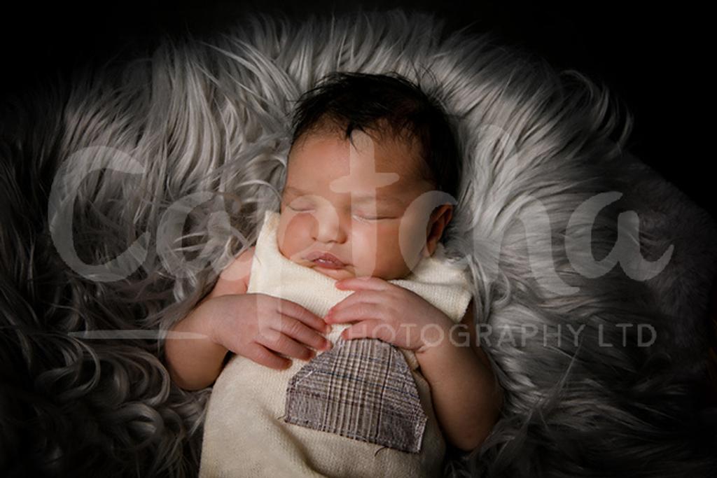 Studio Portraiture Newborn