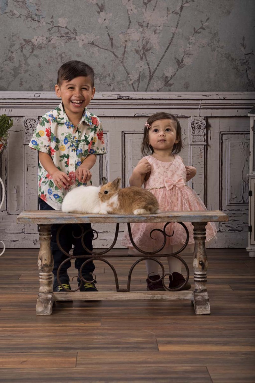 Aeneas & Ophelia's 2023 Easter Portraits