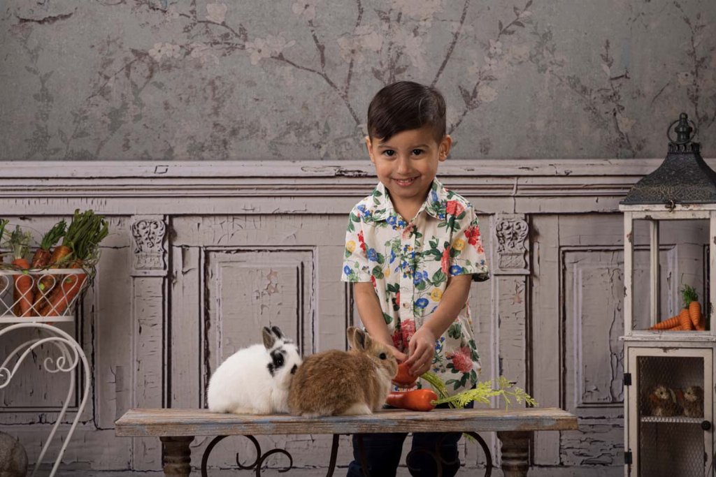 Aeneas & Ophelia's 2023 Easter Portraits