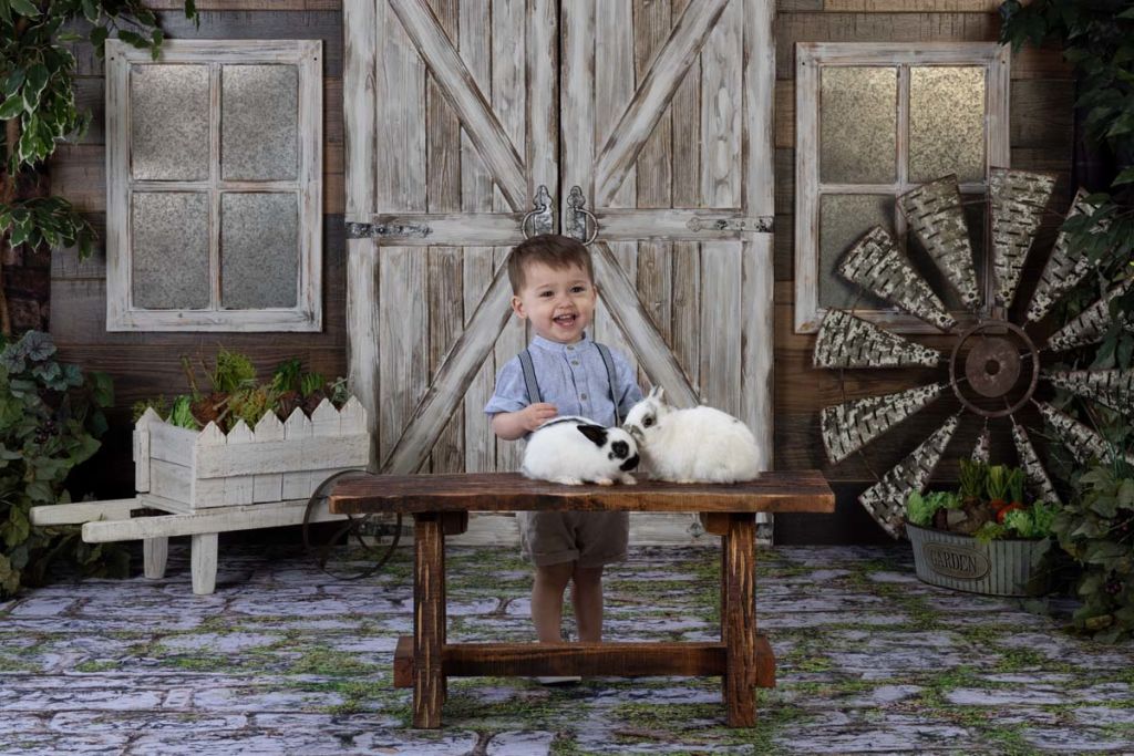 Leo's 2022 Easter Portraits