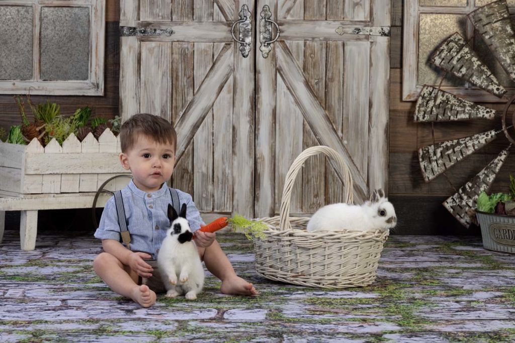 Leo's 2022 Easter Portraits